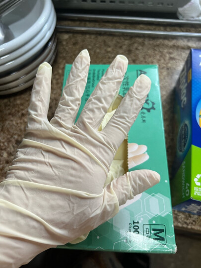 爱马斯AMMEX 一次性乳胶手套 无粉橡胶手套 居家家庭清洁工业科研标准型100只 TLFC米黄色 M中号 晒单图