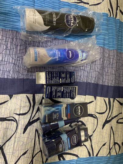 妮维雅(NIVEA)男士水活畅透精华露50g(小蓝管 瞬间化水 超薄乳液面霜) 晒单图