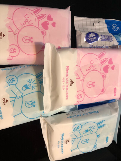 舒洁（Kleenex）LINE FRIENDS  湿纸巾 99%杀菌 卡通洁肤卫生湿巾便携装10片 晒单图