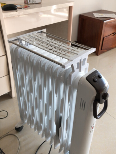 先锋（Singfun）取暖器/家用电暖器/电暖气/11片热浪型电热油汀 DYT-SS1 晒单图