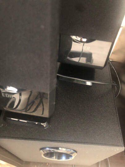 漫步者(EDIFIER) R101V 2.1声道多媒体音箱 音响 电脑音箱 黑色 晒单图