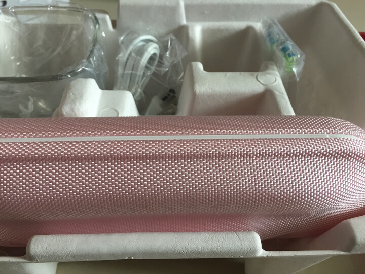 飞利浦(PHILIPS) 电动牙刷 成人声波震动钻石系列(自带刷头*2+充电旅行盒+充电玻璃杯) 粉钻HX9362/67 晒单图
