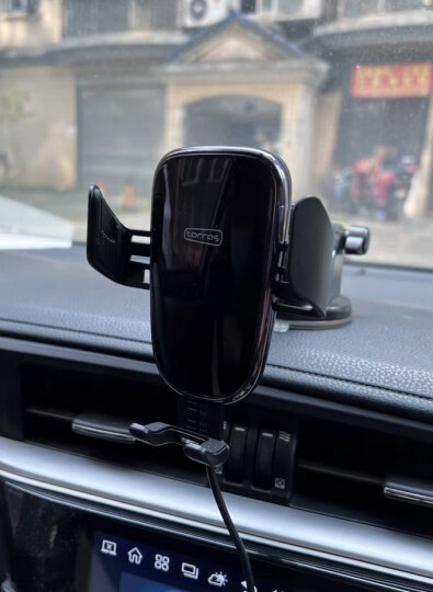 图拉斯(TORRAS)车载手机支架 汽车出风口卡扣磁吸式 适用4-8英寸手机平板导航通用汽车  皮质卡扣版-亮黑色 晒单图
