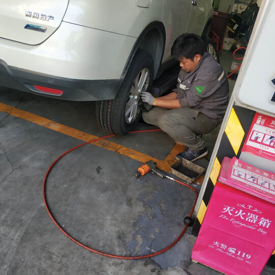 邓禄普轮胎Dunlop汽车轮胎 285/65R17 116H GRANDTREK AT22 原厂配套兰德酷路泽/陆地巡洋舰/适配FJ/帕杰罗 晒单图