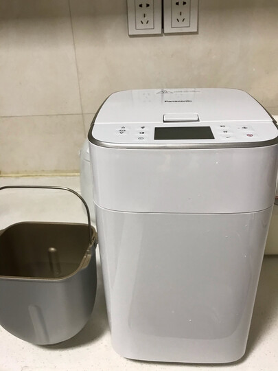 松下(Panasonic) 面包机 烤面包机 家用 全自动 早餐机 智能撒果料 多功能和面 DIY花式 500g SD-PM1000 晒单图