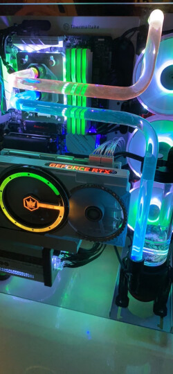 Thermaltake（Tt）V-Tubler PETG Tube 1000mm  硬管 水冷管（PETG材质/高弹性/抗摔/抗腐/ 1m*4支） 晒单图