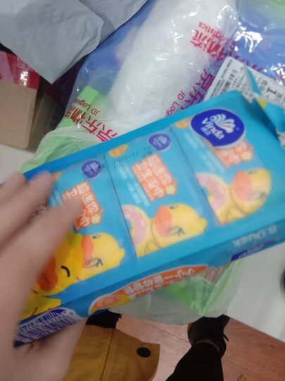 维达(Vinda) 湿巾纸巾 杀菌无刺激儿童专用洁肤卫生湿巾20片装*6包(量贩装) 晒单图