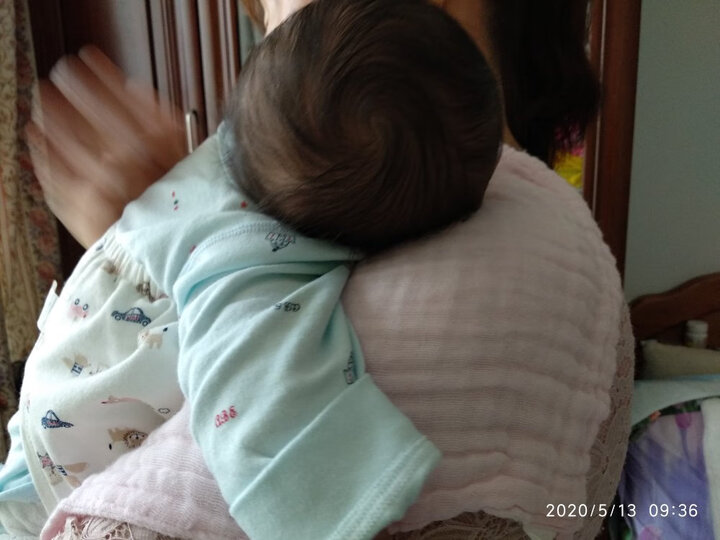 婧麒(JOYNCLEON) 婧麒新生儿毛巾小方巾宝宝口水巾纯棉婴儿手帕洗脸洗澡洗面巾婴儿 红黄蓝三条装 均码 晒单图