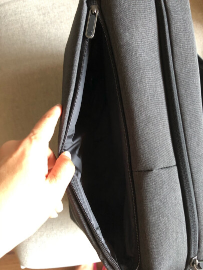 小米极简都市双肩包 休闲商务笔记本电脑包14英寸 男女书包双肩背包 深灰色 晒单图