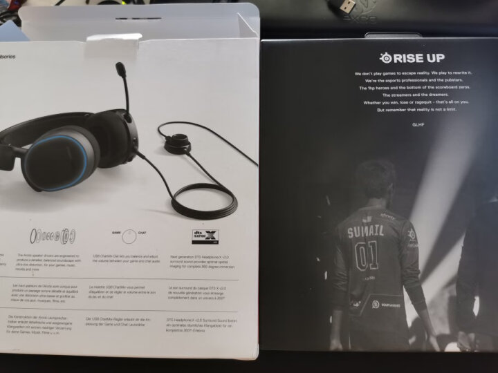 赛睿（SteelSeries）Arctis 寒冰 5 电脑电竞耳机 RGB灯光 魔兽怀旧开服耳机  舒耳游戏耳机耳麦 白色 晒单图