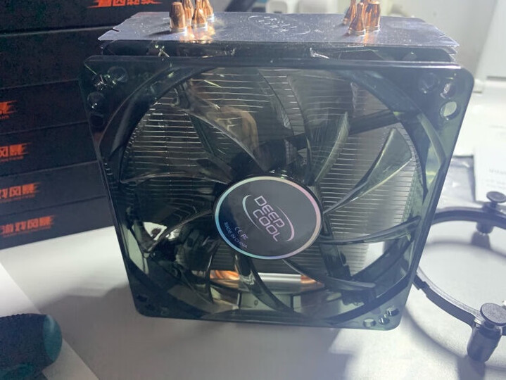九州风神(DEEPCOOL) 玄冰400 CPU散热器(多平台/支持AM4/4热管/智能温控/发蓝光/12CM风扇/附带硅脂) 晒单图