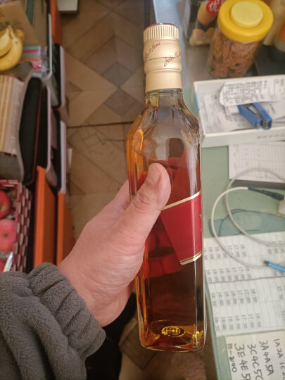 尊尼获加（JOHNNIE WALKER）洋酒 红牌红方 苏格兰调和型威士忌700ml无盒 晒单图