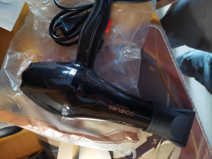 康夫(CONFU)电吹风机 家用大功率2000W 吹风筒 电风筒恒温 理发店发廊款大风力速干冷热风电风筒 KF-8888 晒单图