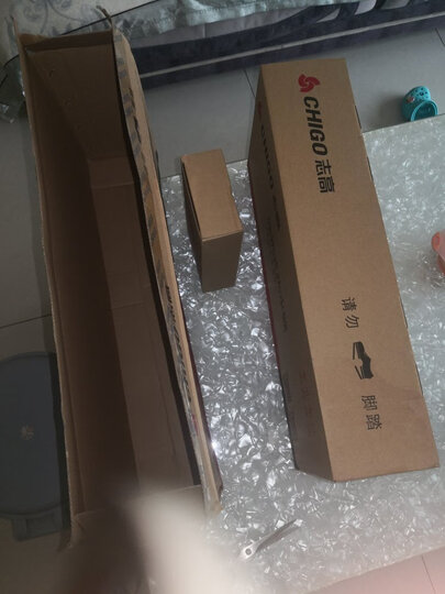 志高(CHIGO) 电热水龙头 即热式电热水器 厨房下进水快速热加热 小厨宝 侧进水【冷热两用/智能数显/一年换新】 赠漏保 晒单图