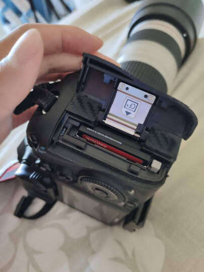 闪迪（SanDisk）相机内存卡SD卡/CF卡单反微单90D 5D4 850D R6大卡高速存储卡 原装三合一读卡器(Type-C接口) 晒单图