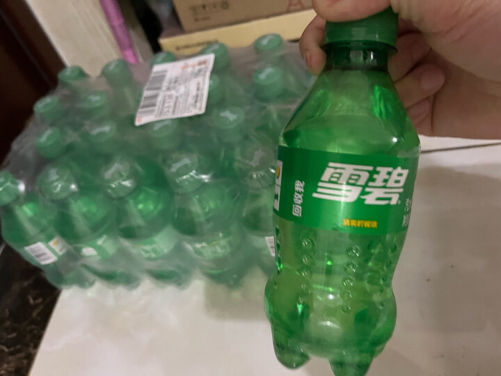 可口可乐（Coca-Cola）雪碧 Sprite柠檬味汽水碳酸饮料300ml*24瓶 整箱装 晒单图