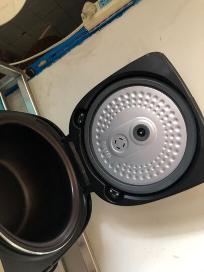 美的(Midea)电饭煲 涡轮除泡防溢锅 金属拉丝机身 圆灶釜4L电饭锅MB-WFS4057 晒单图
