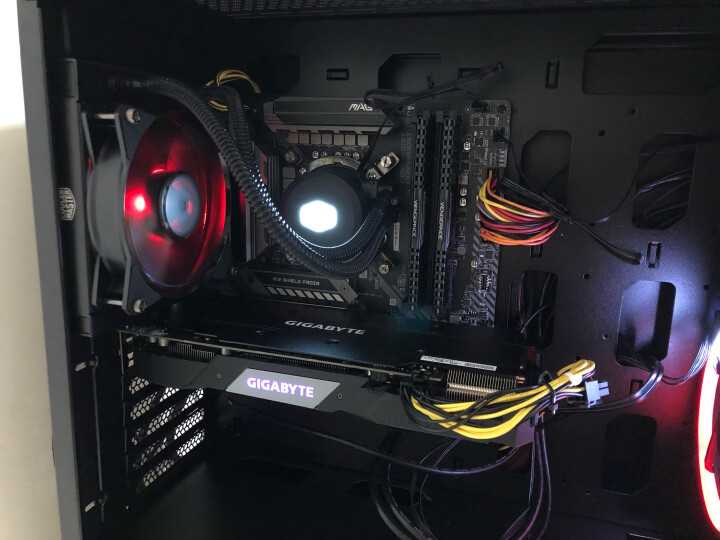 酷冷至尊(Cooler Master)冰神B120I CPU水冷散热器(支持I9 2066平台/双腔水泵/微流道设计/均衡型风扇) 晒单图