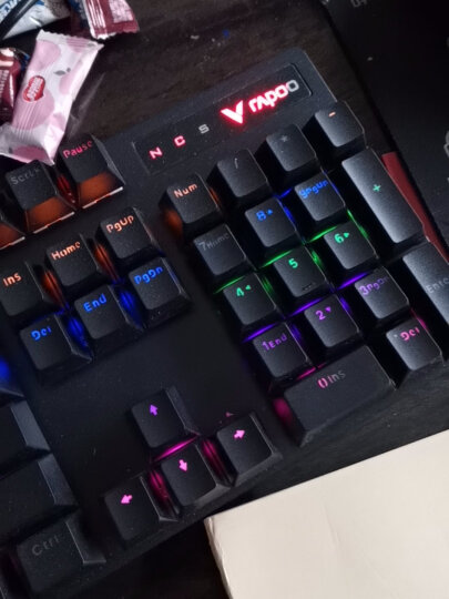 雷柏（Rapoo） V500PRO 机械键盘 有线键盘 游戏键盘 104键混光键盘 吃鸡键盘 电脑键盘 黑色 红轴 晒单图