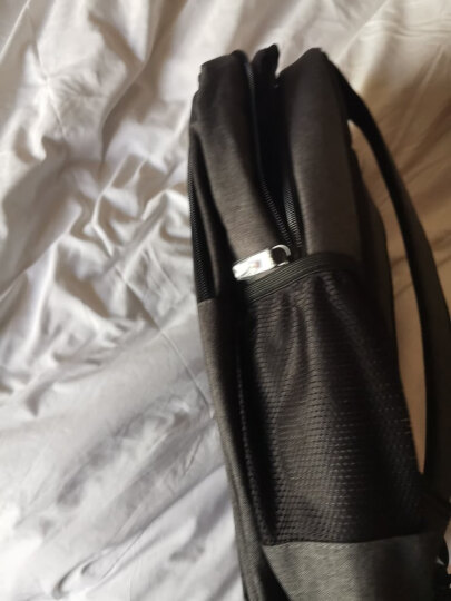 维多利亚旅行者 VICTORIATOURIST 双肩包电脑包15.6英寸笔记本包 男防泼水双肩背包V9006黑色 晒单图