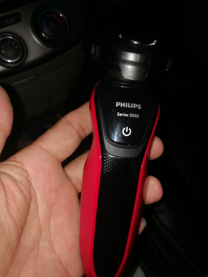 飞利浦（PHILIPS）电动剃须刀刮胡刀多功能理容胡须刀5系S5078 晒单图