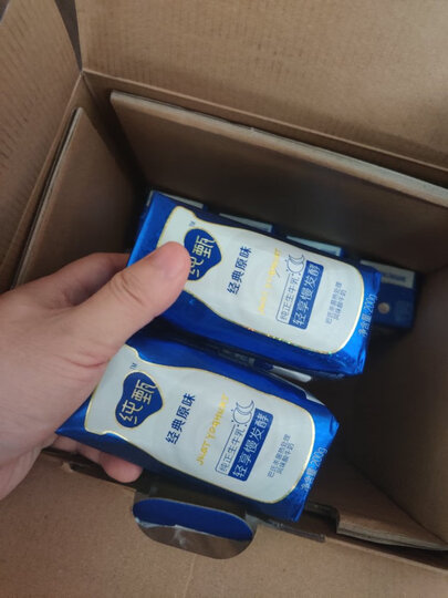 蒙牛纯甄 常温风味酸牛奶 200g*24 礼盒装 晒单图