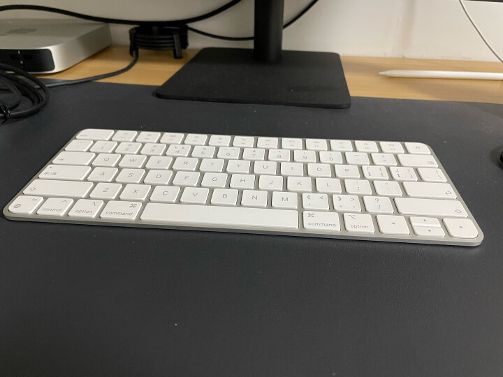 Apple/苹果 Magic Keyboard 妙控键盘-中文 (拼音)  Mac键盘 办公键盘 适用iPhone/iPad/Mac 晒单图