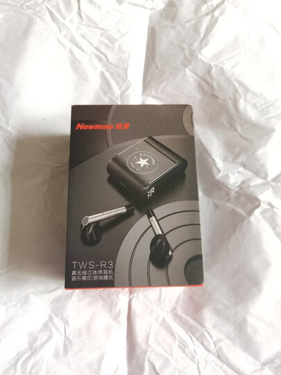 纽曼tws-r3"做工质感:耳机仓手感很好,皮革做工,手感,外观都非常好