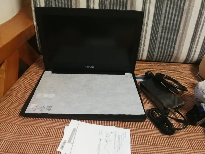 华硕(ASUS) 飞行堡垒三代FX60VM GTX1060 15.6英寸游戏笔记本电脑(i7-6700HQ 8G 128GSSD+1T FHD)黑色 晒单图