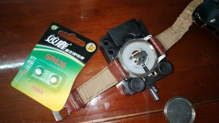 双鹿SR626SW纽扣电池1.55V氧化银电池 适用于石英手表/天梭swatch浪琴等 2粒装 晒单图
