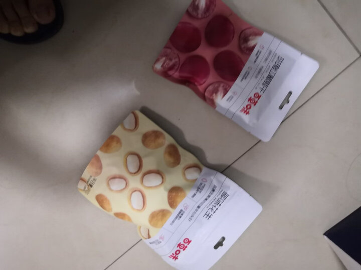 300减220_百草味 小米锅巴80g 休闲零食特产小吃香脆食品 MJ 麻辣味 晒单图