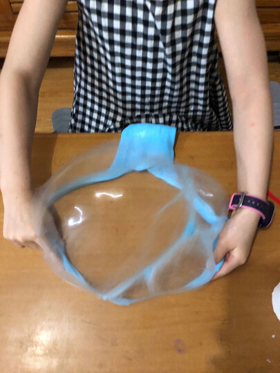 乐哲起泡胶:"物流快 质料好,孩子很喜欢玩,简直爱不释