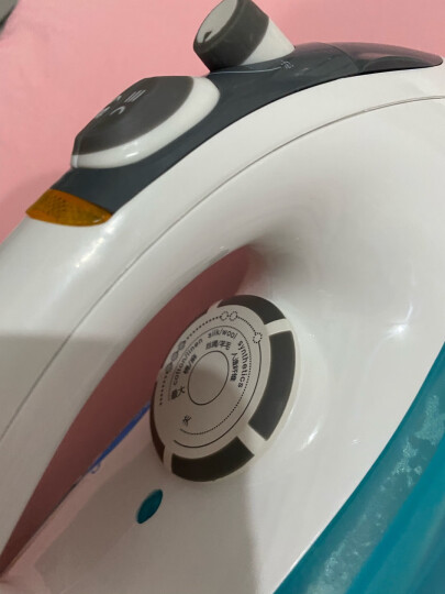 海尔（Haier）电熨斗 蒸汽挂烫机 1600W 陶瓷底板 自动清洗 家用手持迷你YD1618 一年质保 晒单图