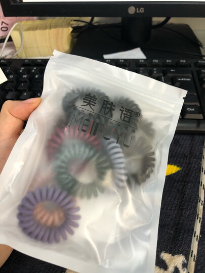 优家(UPLUS)糖果色尼龙发圈发绳头绳30个(赠同款6个 无接缝高弹力橡皮筋扎头发发绳 皮筋发带头饰) 晒单图