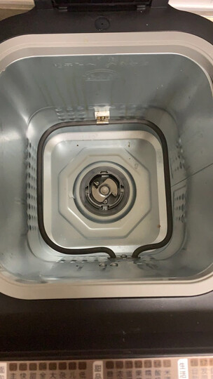 美的(Midea)面包机 早餐机 烤面包机 和面机 多功能 可预约全自动家用双撒料智能面包机 ESC1510 晒单图