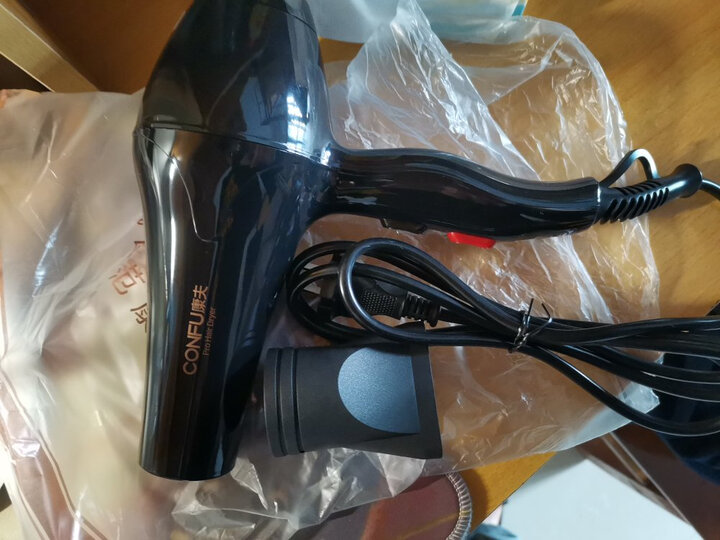 康夫(CONFU)电吹风机 家用大功率2000W 吹风筒 电风筒恒温 理发店发廊款大风力速干冷热风电风筒 KF-8888 晒单图