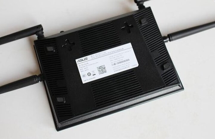 华硕(ASUS)RT-AC1200GU高速路由/5G无线路由器/穿墙利器【家用全千兆|双频1200M】 晒单图