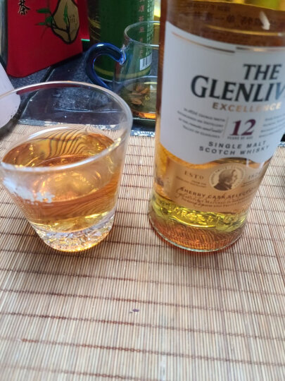 格兰威特（ThE GLENLIVET）宝树行 格兰威特单一麦芽威士忌 苏格兰威士忌原装进口洋酒 18年 格兰威特700ML 晒单图