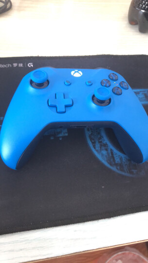 微软 (Microsoft) Xbox 无线控制器/手柄 湛蓝色 | 3.5mm耳机接口 蓝牙连接 Xbox主机电脑平板通用 晒单图