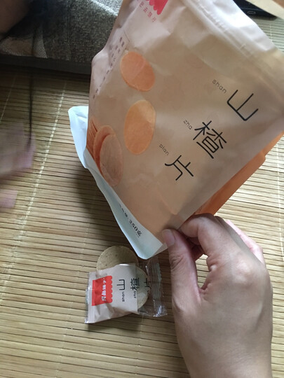 良品铺子 山楂片 山楂干 山楂零食小吃 果脯蜜饯 特色食品袋装250g 晒单图