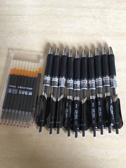 晨光(M&G)K35白色笔杆0.5mm黑色经典按动中性笔签字笔水笔 12支/盒 晒单图