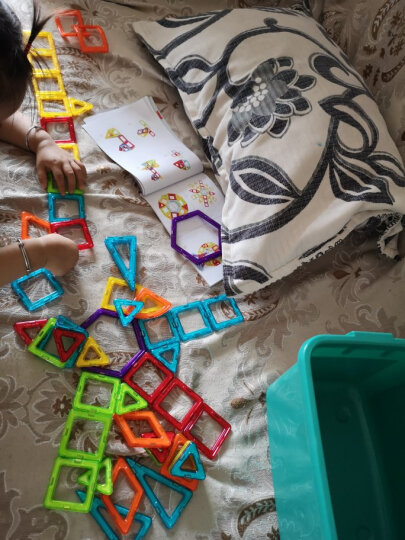 铭塔100件套磁力片积木儿童玩具 儿童小孩百变磁性积木拼插 含54片磁力片+46件配件收纳盒装生日礼物 晒单图