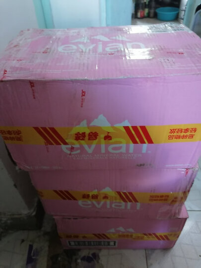 依云（evian）法国原装进口 矿泉水 500ml*24瓶 整箱装 晒单图