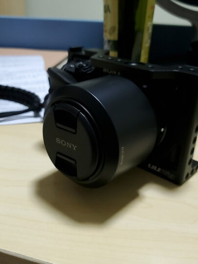索尼（SONY）E 35mm F1.8 OSS APS-C画幅广角定焦微单镜头（SEL35F18） 晒单图