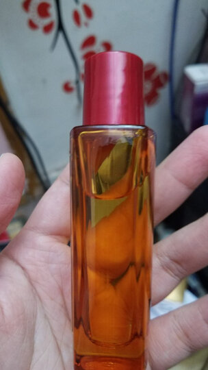 欧莱雅(LOREAL)奇焕润发护发精油100ml( 小金瓶 针对所有发质 免洗 滋养 防毛躁)(新老包装随机发货) 晒单图