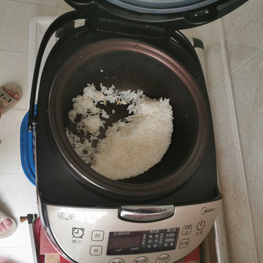 美的(Midea)电饭煲电饭锅4L智能预约电饭煲气动涡轮防溢金属机身圆灶釜内胆家用多功能电饭煲MB-WFS4037 晒单图