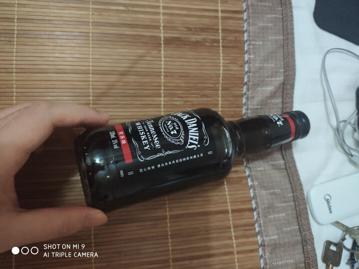 杰克丹尼(Jack Daniel`s)洋酒 威士忌 可乐味 预调酒鸡尾酒 330ml*6瓶 礼盒装 晒单图
