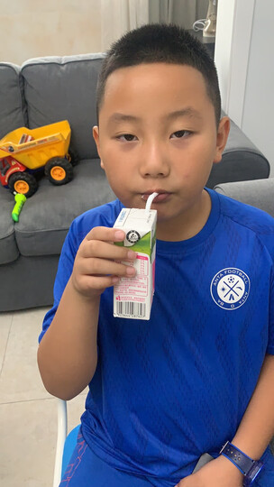 蒙牛 纯牛奶 PURE MILK 250ml*16 航天定制装(新老包装随机发货) 晒单图