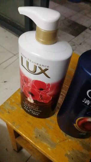 力士(LUX)沐浴露 闪亮冰爽 爽肤沐浴乳720g(新老包装随机发货) 晒单图