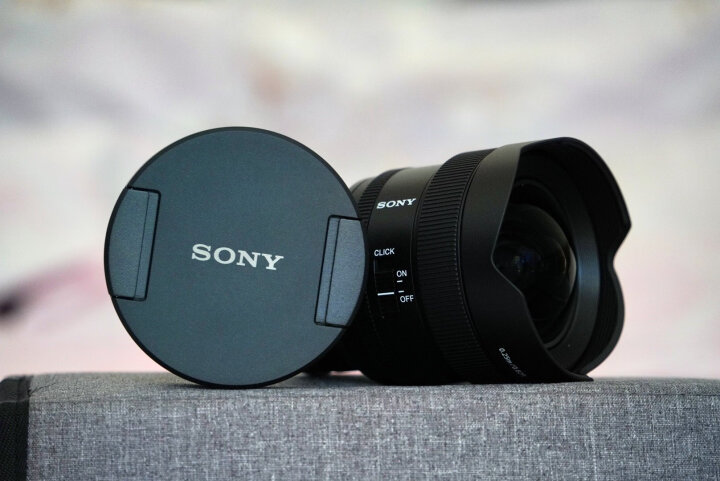 索尼（SONY）FE 85mm F1.8全画幅中远摄定焦微单相机镜头 E卡口（SEL85F18） 晒单图